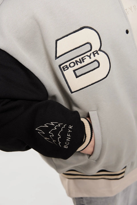 Collegejacke